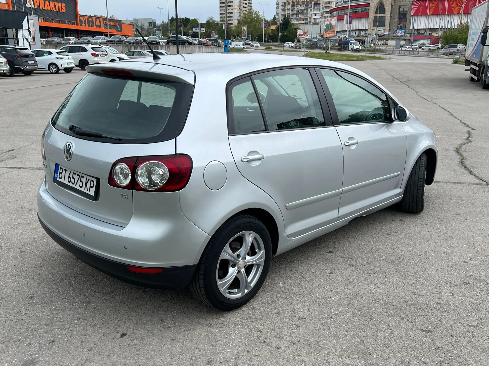 VW Golf Plus 1.6 102 k.c. BSE подгрев.мултиволан, снимка 3 - Автомобили и джипове - 54356527