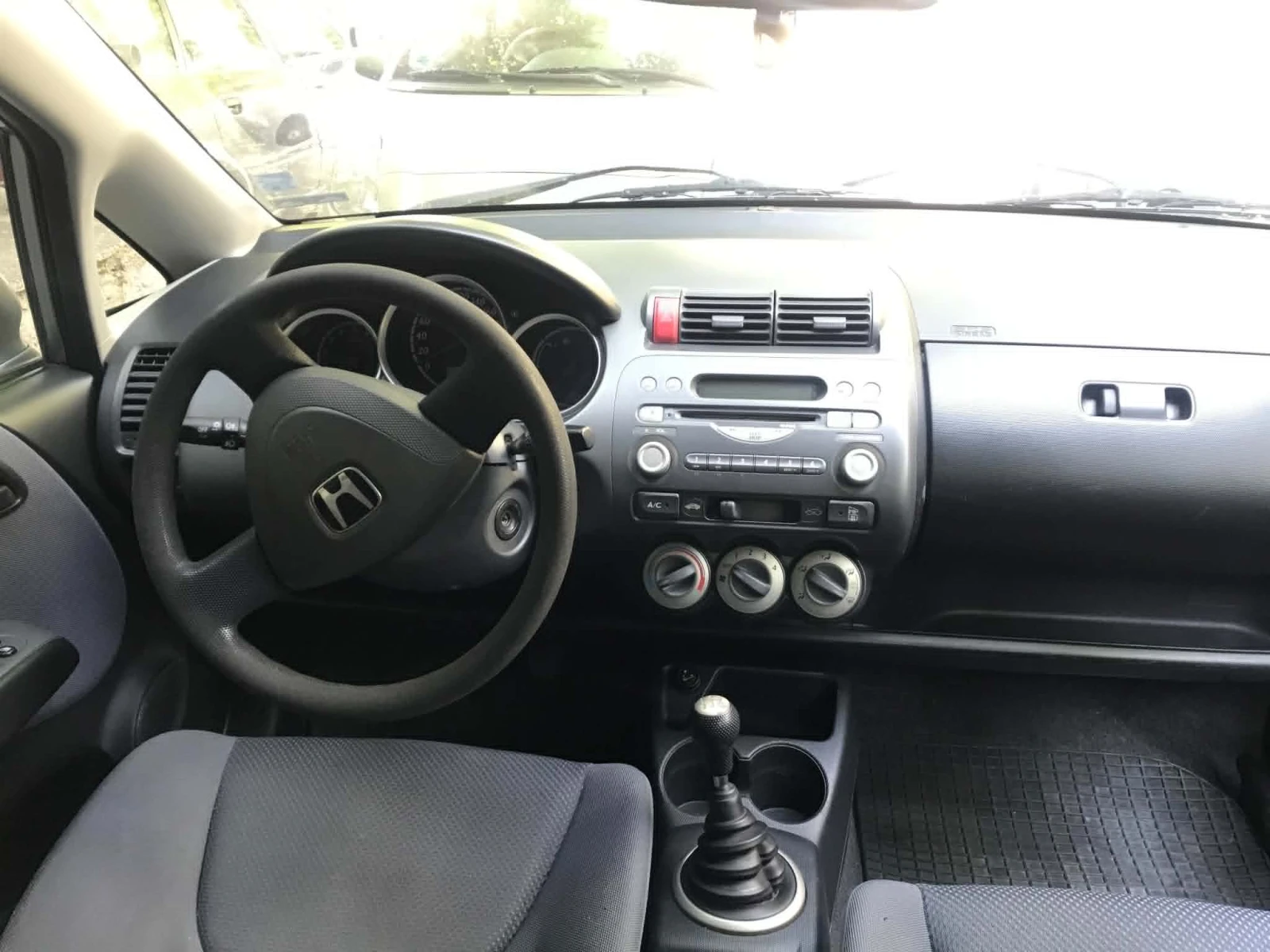 Honda Jazz, снимка 9 - Автомобили и джипове - 55009107