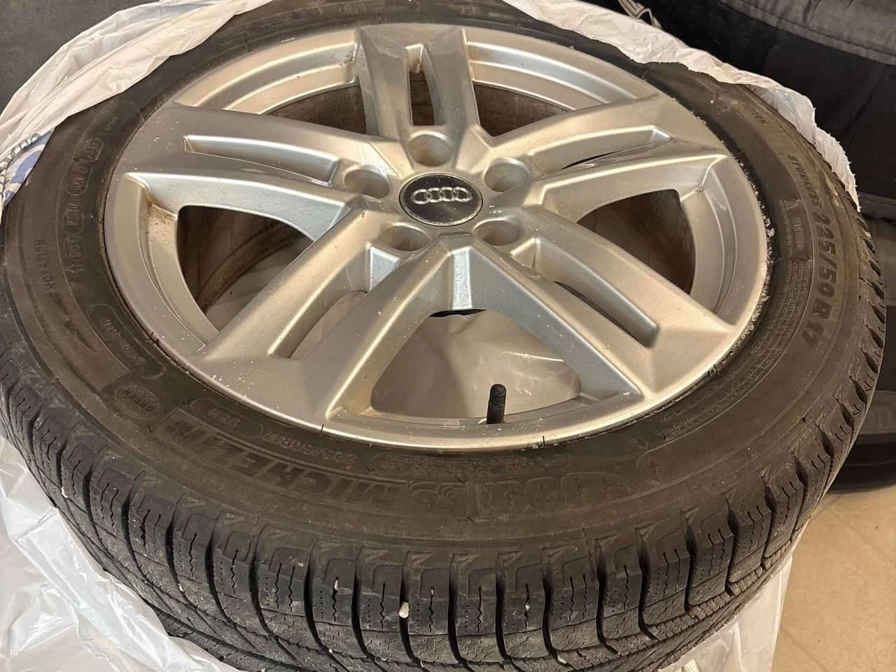 Audi A4 * Technik * CARFAX * БЕЗ ПЪРВОНАЧАЛНА ВНОСКА, снимка 13 - Автомобили и джипове - 55025740