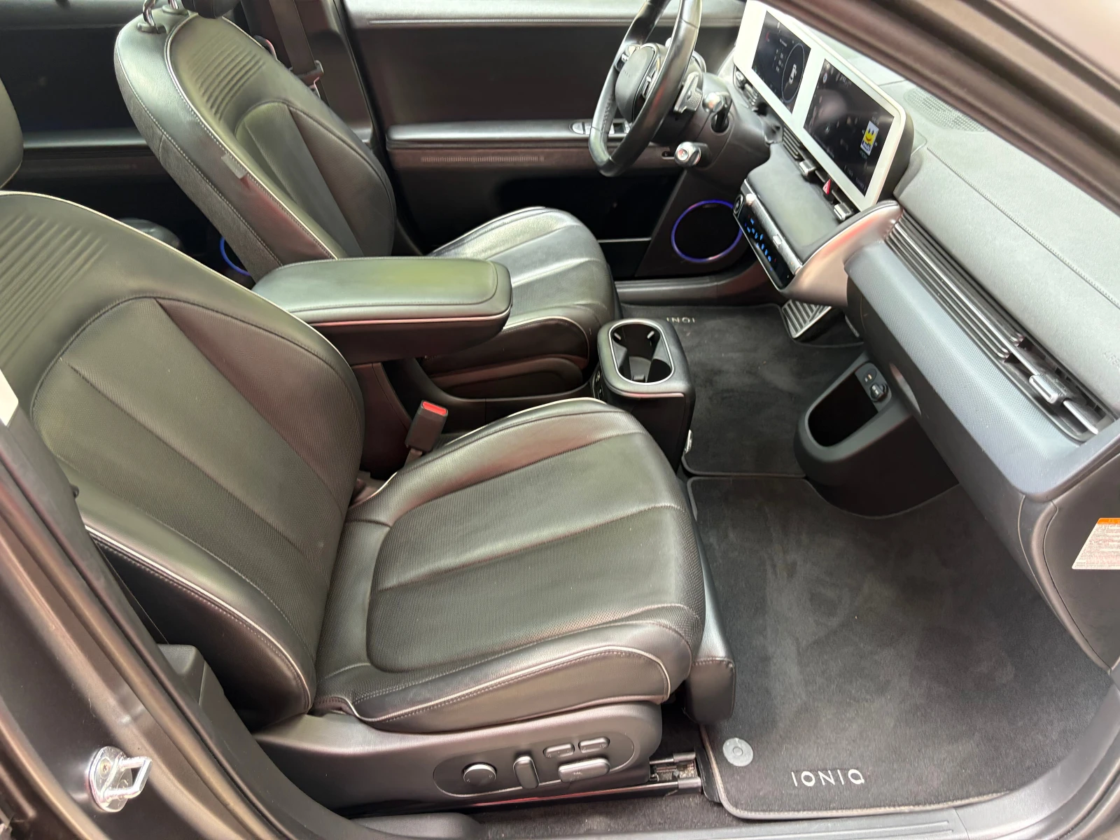 Hyundai Ioniq 5  77.4KW* 325H.P AWD ГАРАНЦИЯ, снимка 11 - Автомобили и джипове - 55026759