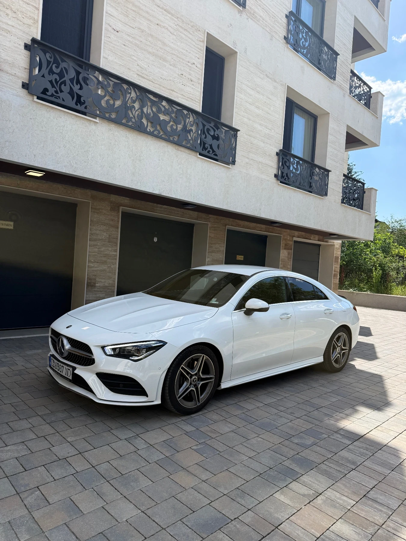 Mercedes-Benz C 200 AMG, снимка 2 - Автомобили и джипове - 55094417