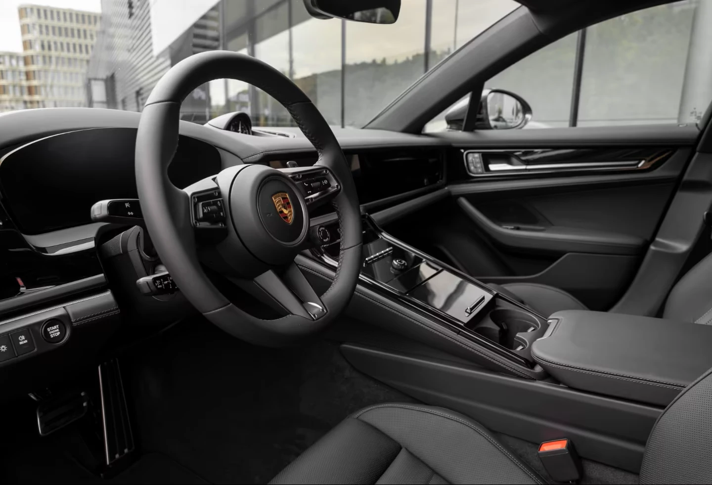 Porsche Panamera 4S* E-HYBRID* HYPER* DISTR* MEMORY* BOSE* 360CAM* , снимка 9 - Автомобили и джипове - 55097461