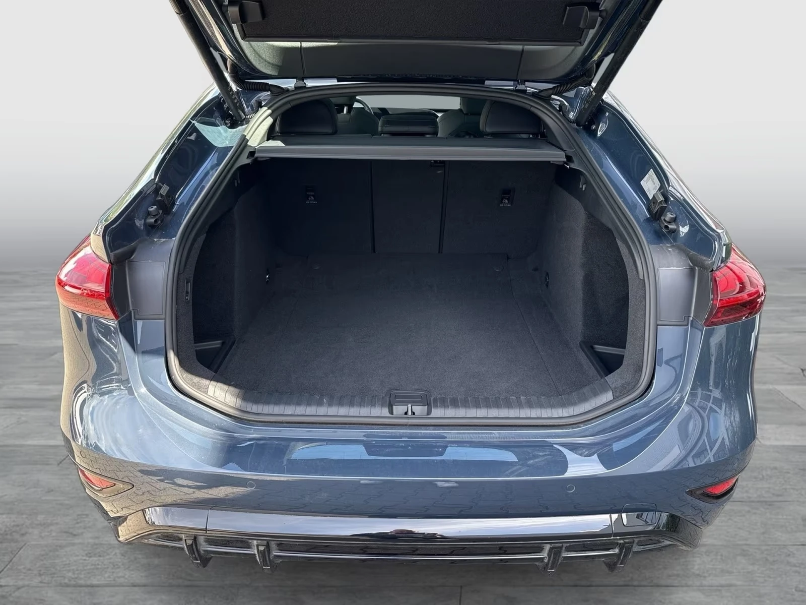 Audi S6 E-TRON SPORTBACK/ MMI DISPLAY/ HUD / B&O/360/ PANO, снимка 7 - Автомобили и джипове - 55239921