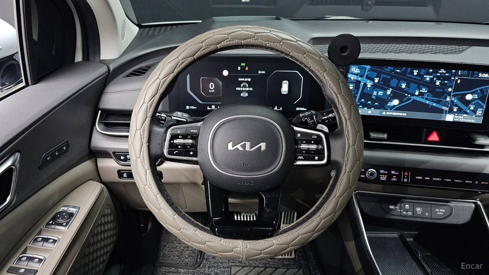 Kia Carnival Noblesse* ПОДГРЕВ* ОБДУХВАНЕ* ДИСТРОНИК* 360* , снимка 6 - Автомобили и джипове - 55513045