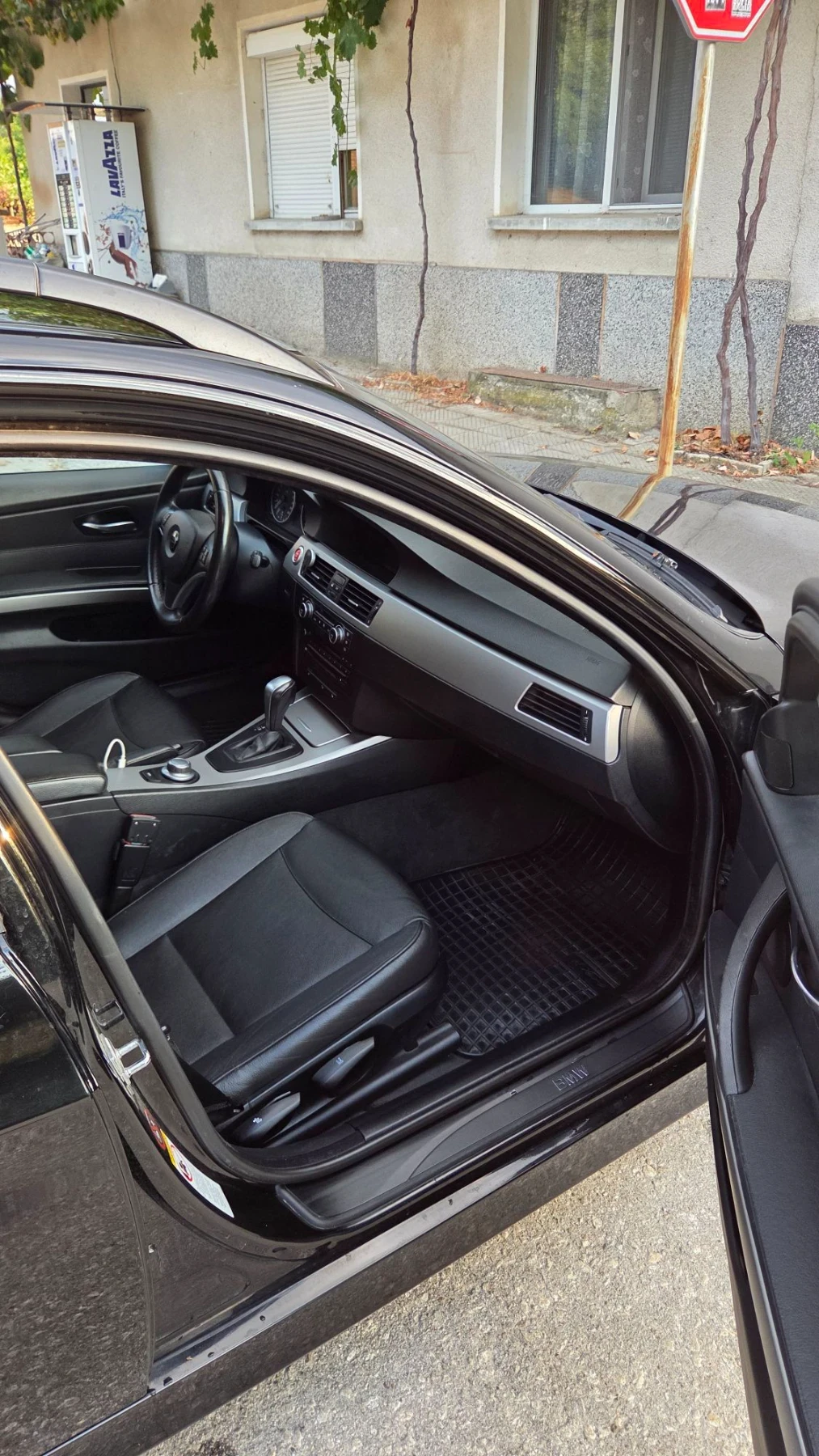 BMW 330, снимка 10 - Автомобили и джипове - 55930284