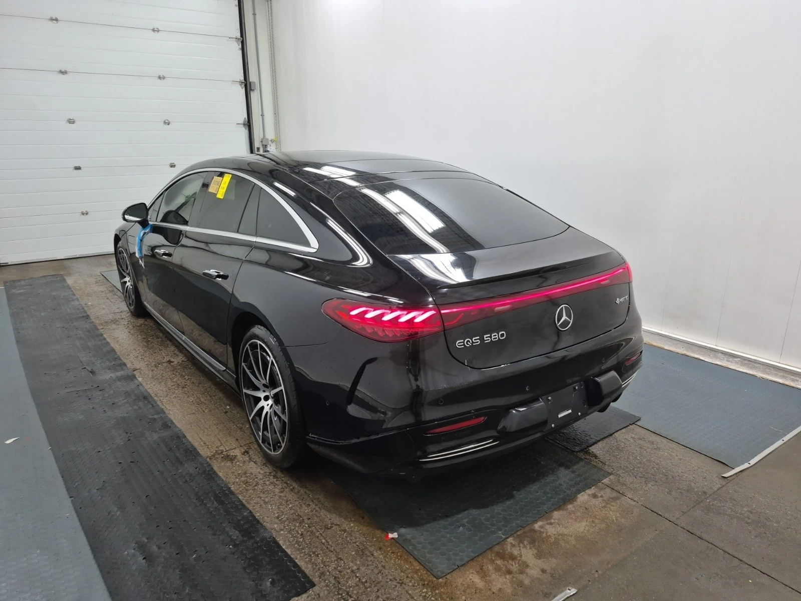Mercedes-Benz EQS 580  CARFAX, снимка 4 - Автомобили и джипове - 56017702