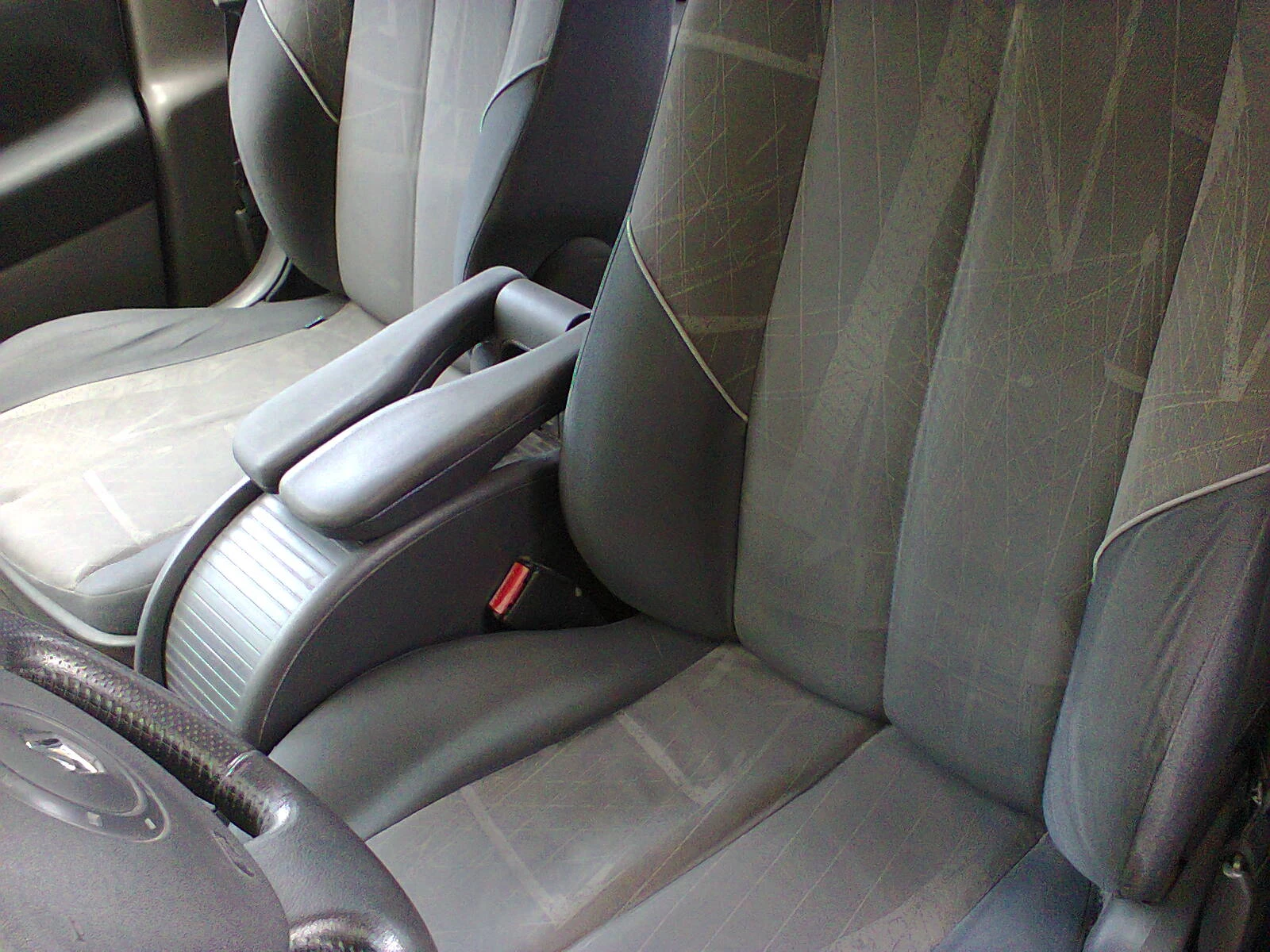 Renault Scenic 1.5 Тdci-86 коня КЛИМА, снимка 11 - Автомобили и джипове - 56076484