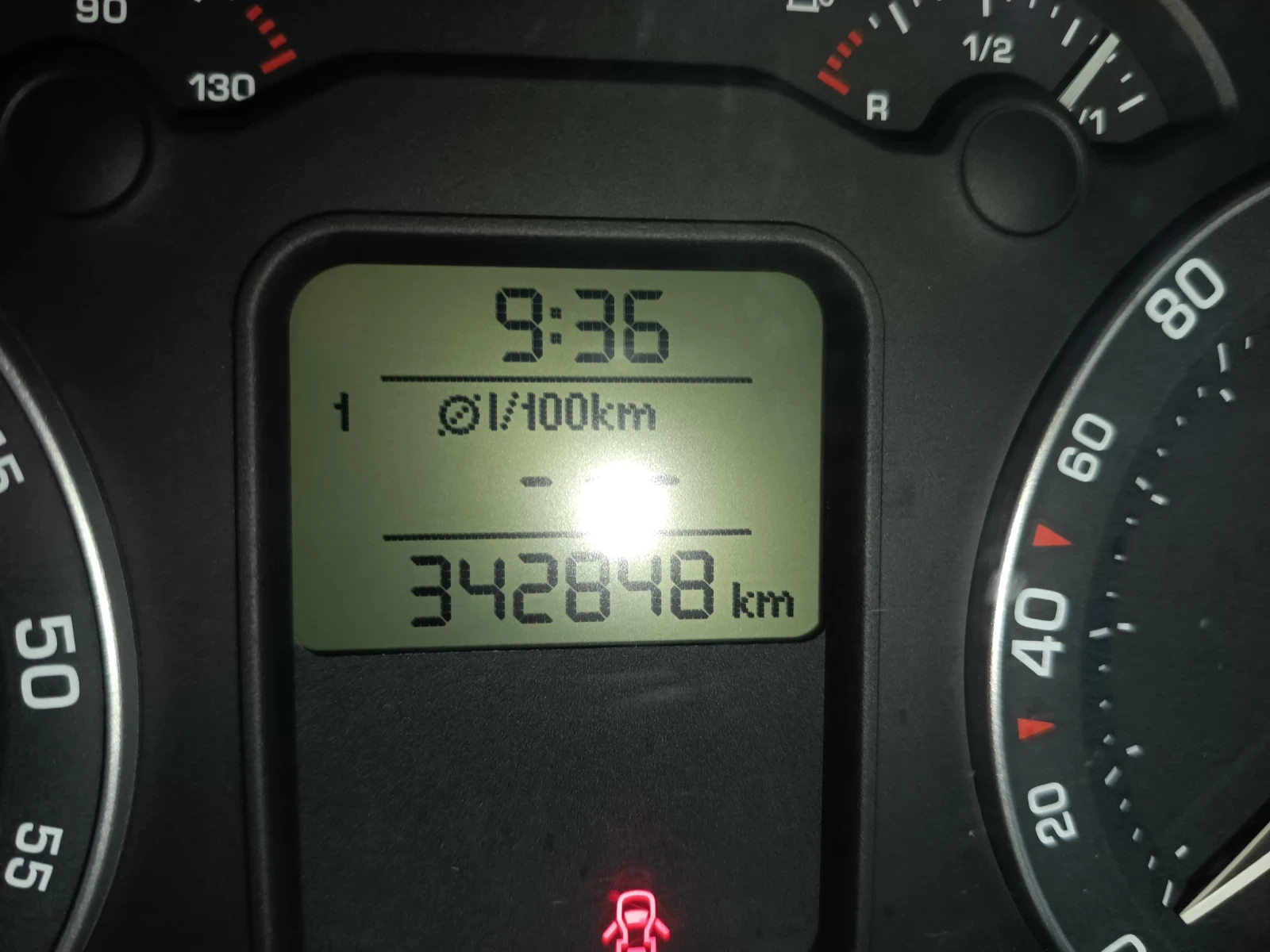 Skoda Octavia TDI 4x4, снимка 6 - Автомобили и джипове - 56152203