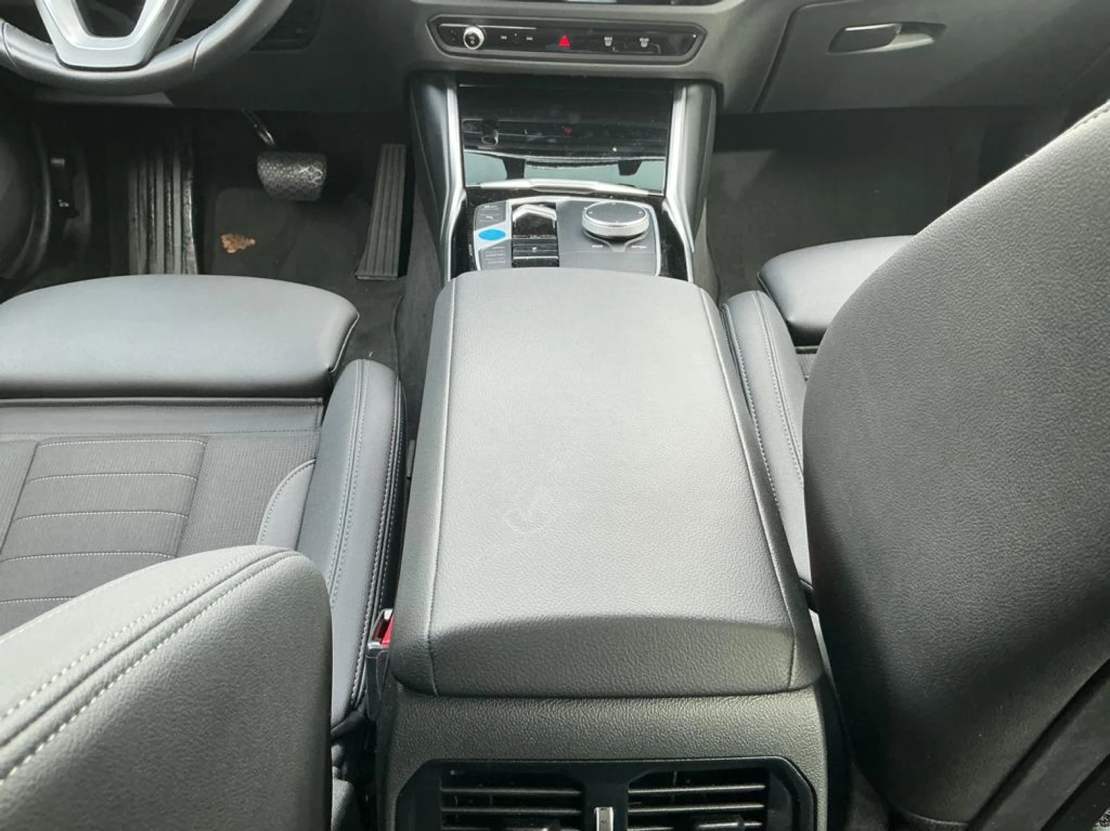 BMW i4 eDrive40e Leather LED Navi | Mobile.bg � ����������� 13