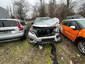 Toyota Land cruiser Цял или на части , снимка 1