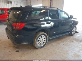 Toyota Sequoia PLATINUM * 5.7 V8 * AWD * CARFAX * , снимка 4
