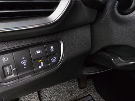 Hyundai Santa fe * ПАНО* KEYLESS* Camera* ПОДГРЕВ* , снимка 14