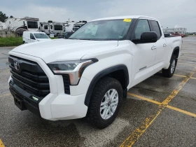 Toyota Tundra * 4x4 Double Cab Sr Crew Cab Std Bed * CARFAX * , снимка 1