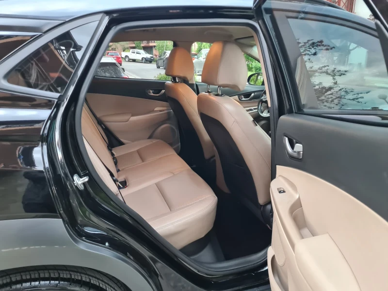 Hyundai Kona 1.6 CRDI 136 к.с. , снимка 11 - Автомобили и джипове - 50170022