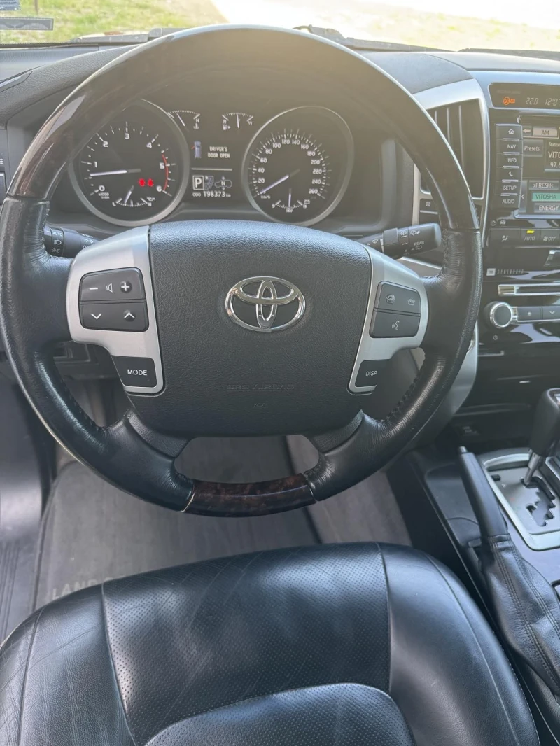 Toyota Land cruiser, снимка 14 - Автомобили и джипове - 52511487