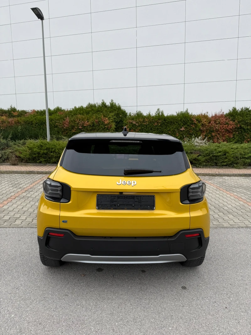 Jeep Avenger Summit-Paket / Електричка, снимка 8 - Автомобили и джипове - 52945385