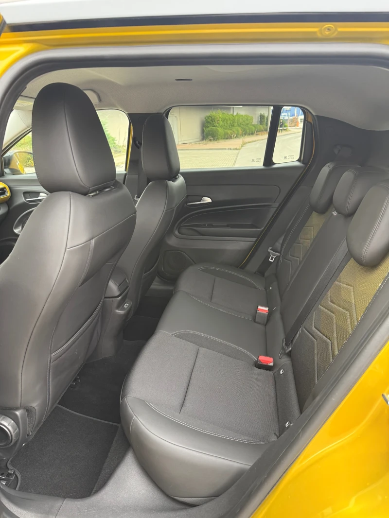 Jeep Avenger Summit-Paket / Електричка, снимка 12 - Автомобили и джипове - 52945385