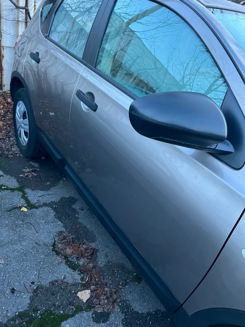Nissan Qashqai 1.6, снимка 4 - Автомобили и джипове - 53151412