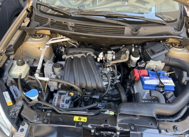 Nissan Qashqai 1.6, снимка 2 - Автомобили и джипове - 53151412