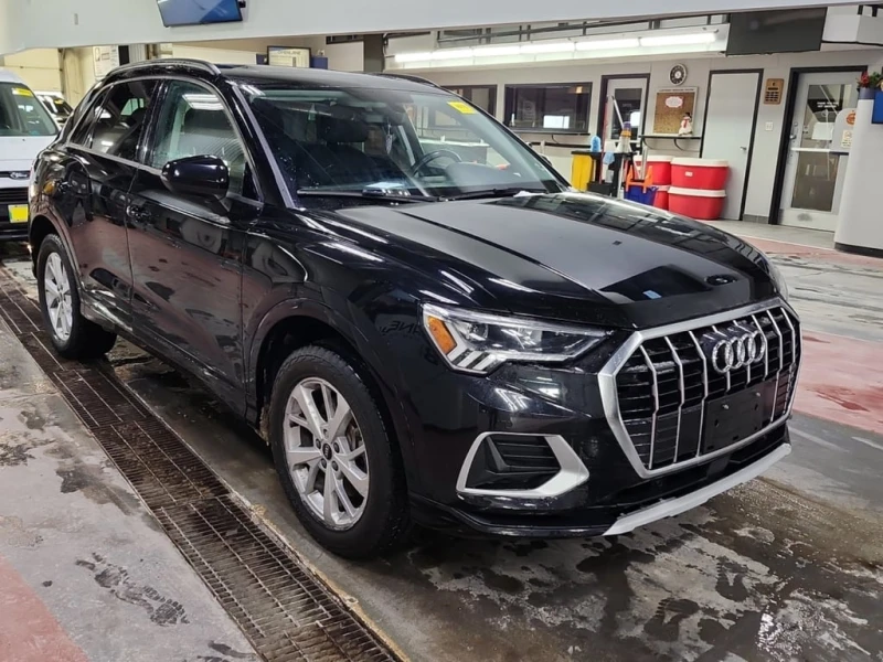 Audi Q3 * KOMFORT * CARFAX * ЦЕНА ДО БГ, снимка 2 - Автомобили и джипове - 53180672