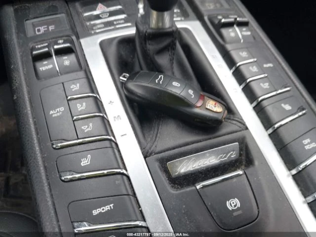 Porsche Macan S* PDK* ПОДГРЕВ* КАМЕРА* КЕЙЛЕС* LANE* ASSIST - изображение 9