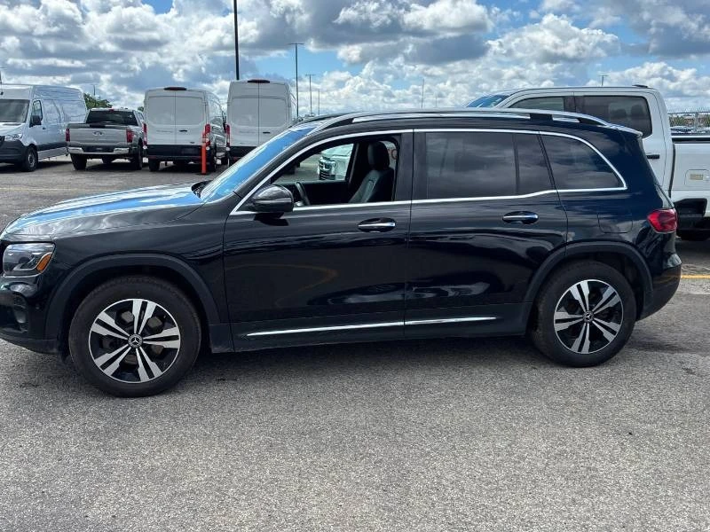 Mercedes-Benz GLB 250 * 4MATIC * PANO * ПОДГРЕВИ * КАМЕРА * ПАМЕТ, снимка 8 - Автомобили и джипове - 55011541