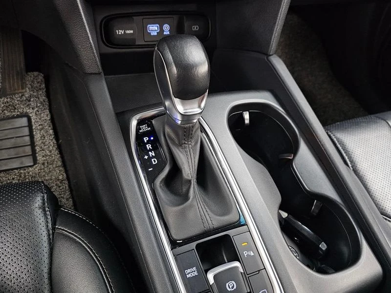 Hyundai Santa fe * ПАНО* KEYLESS* Camera* ПОДГРЕВ* , снимка 9 - Автомобили и джипове - 55604119