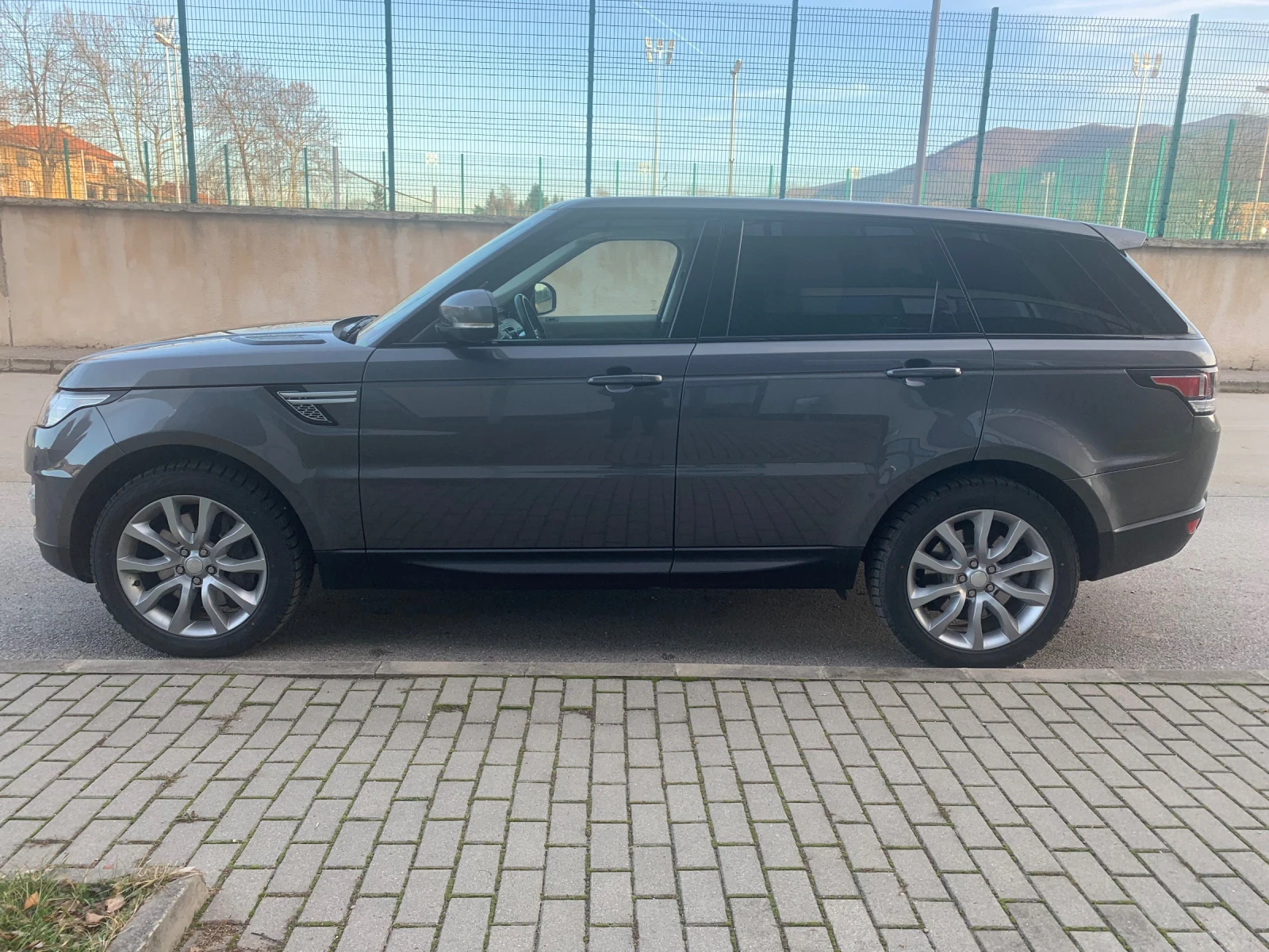 Land Rover Range Rover Sport 3.0 SD V6 - изображение 4