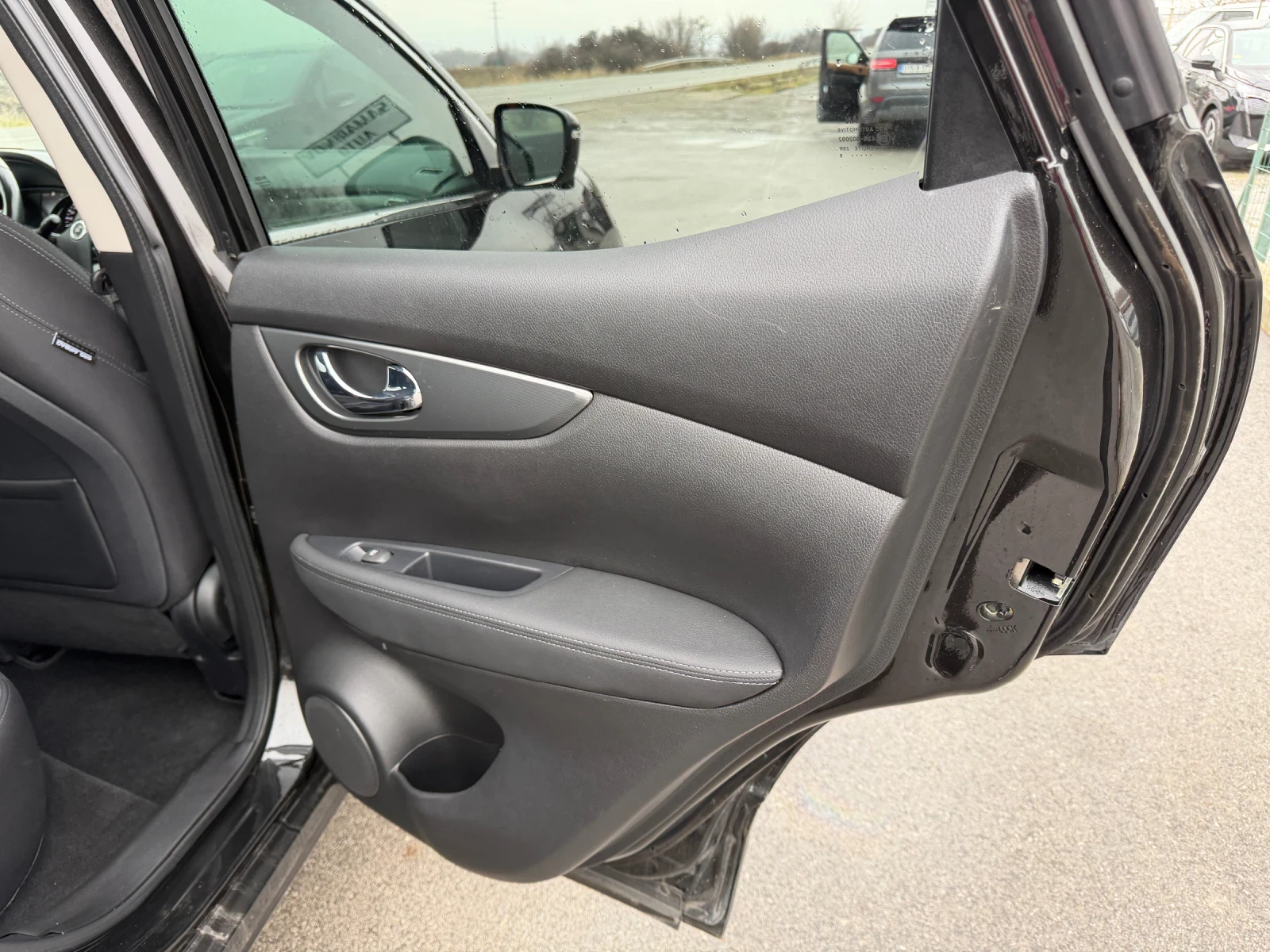 Nissan Qashqai 1.7 DCI - изображение 8