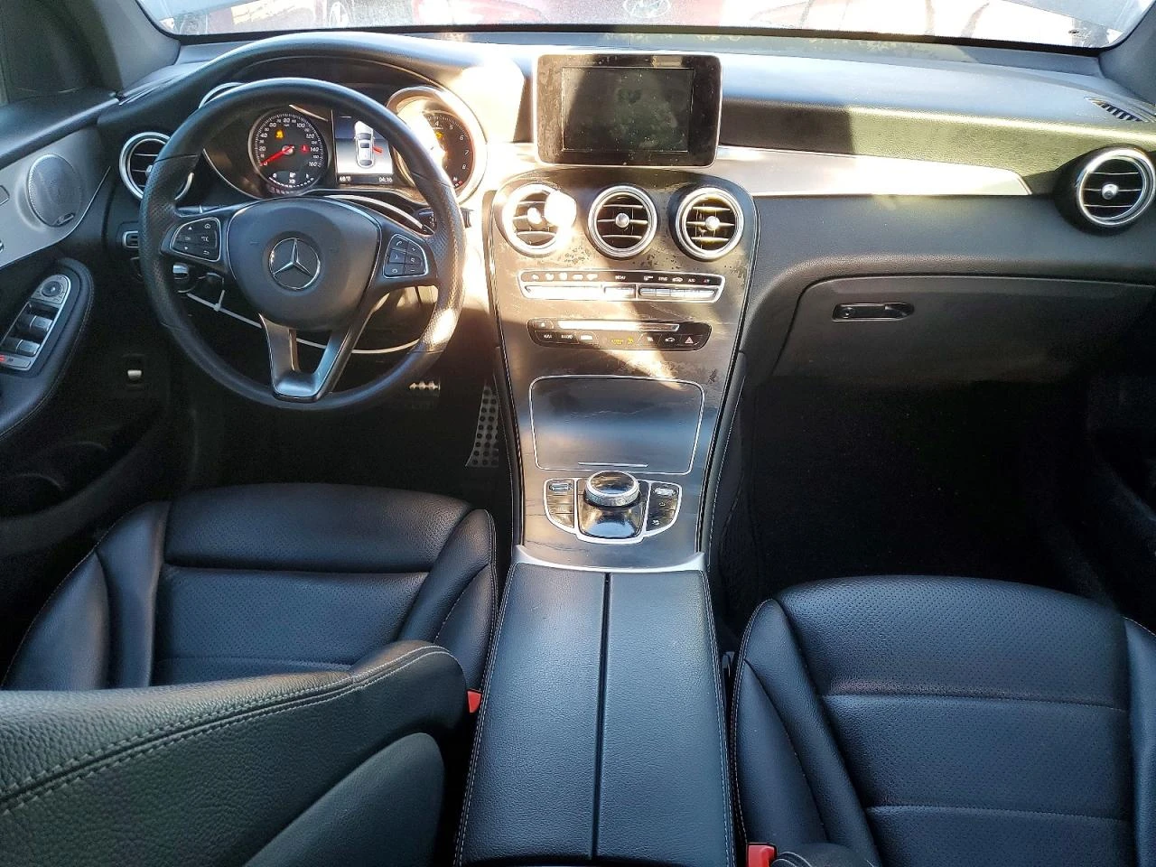 Mercedes-Benz GLC 300  - изображение 8