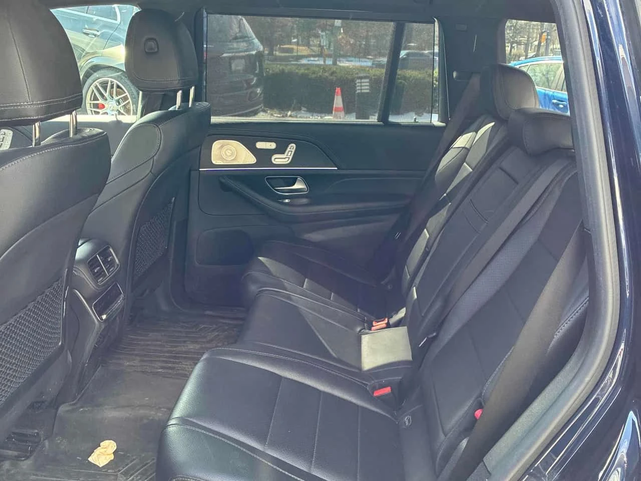 Mercedes-Benz GLS 450 4MATIC* DISTRONIC* BURMESTER* ОБДУХВАНЕ* , снимка 11 - Автомобили и джипове - 53916946