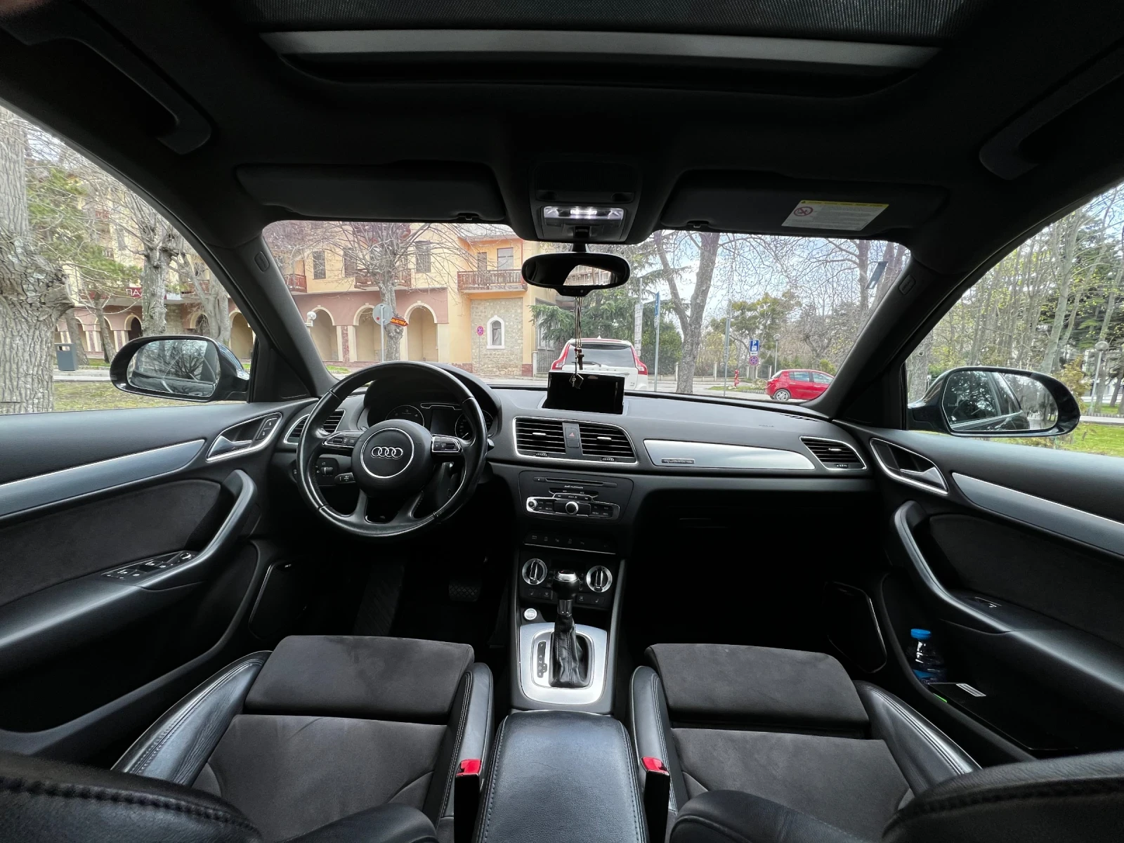 Audi Q3 2.0 TDI 177 к.с. quattro S tronic German Edition, снимка 8 - Автомобили и джипове - 54166447