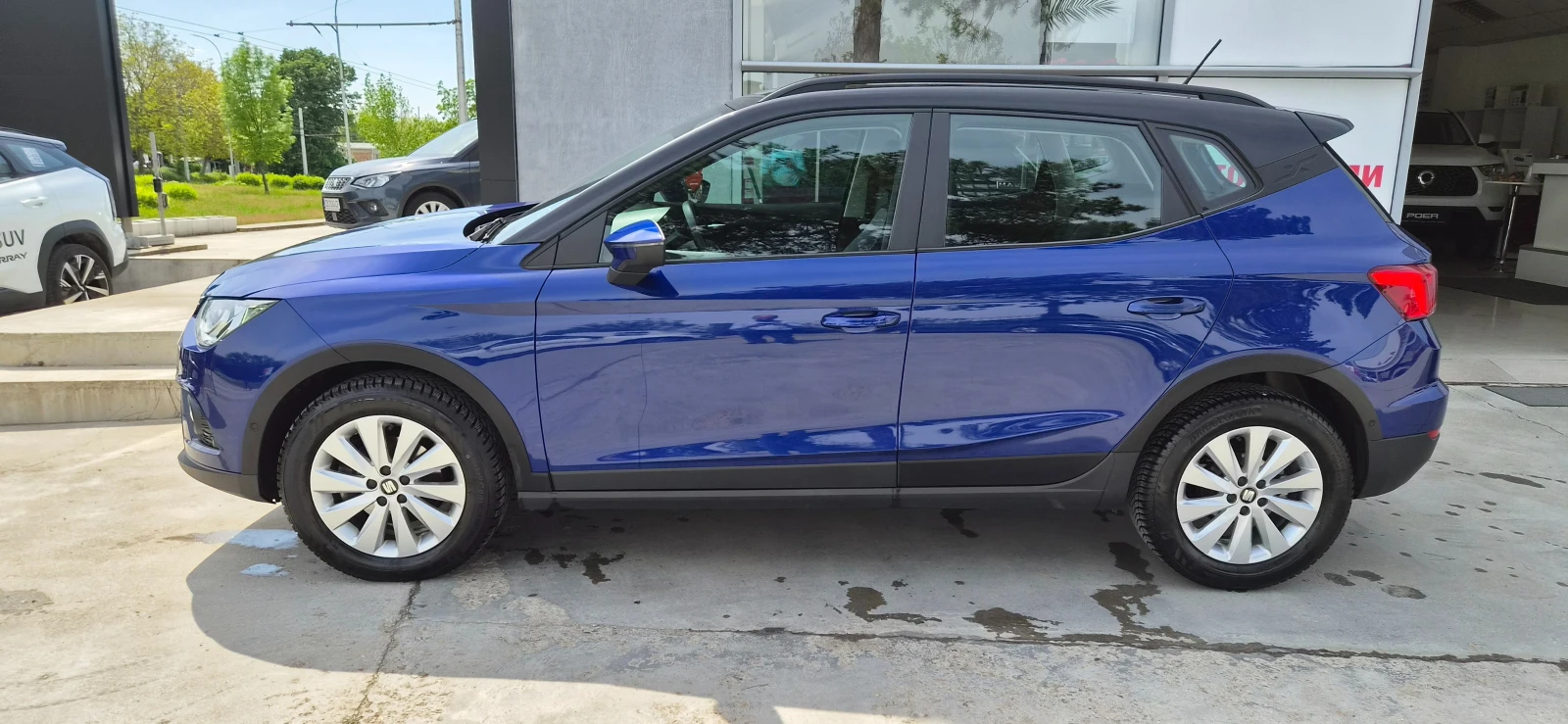 Seat Arona БЕНЗИН 115к.с. АВТОМАТИК ; КАМЕРА , снимка 7 - Автомобили и джипове - 54429437