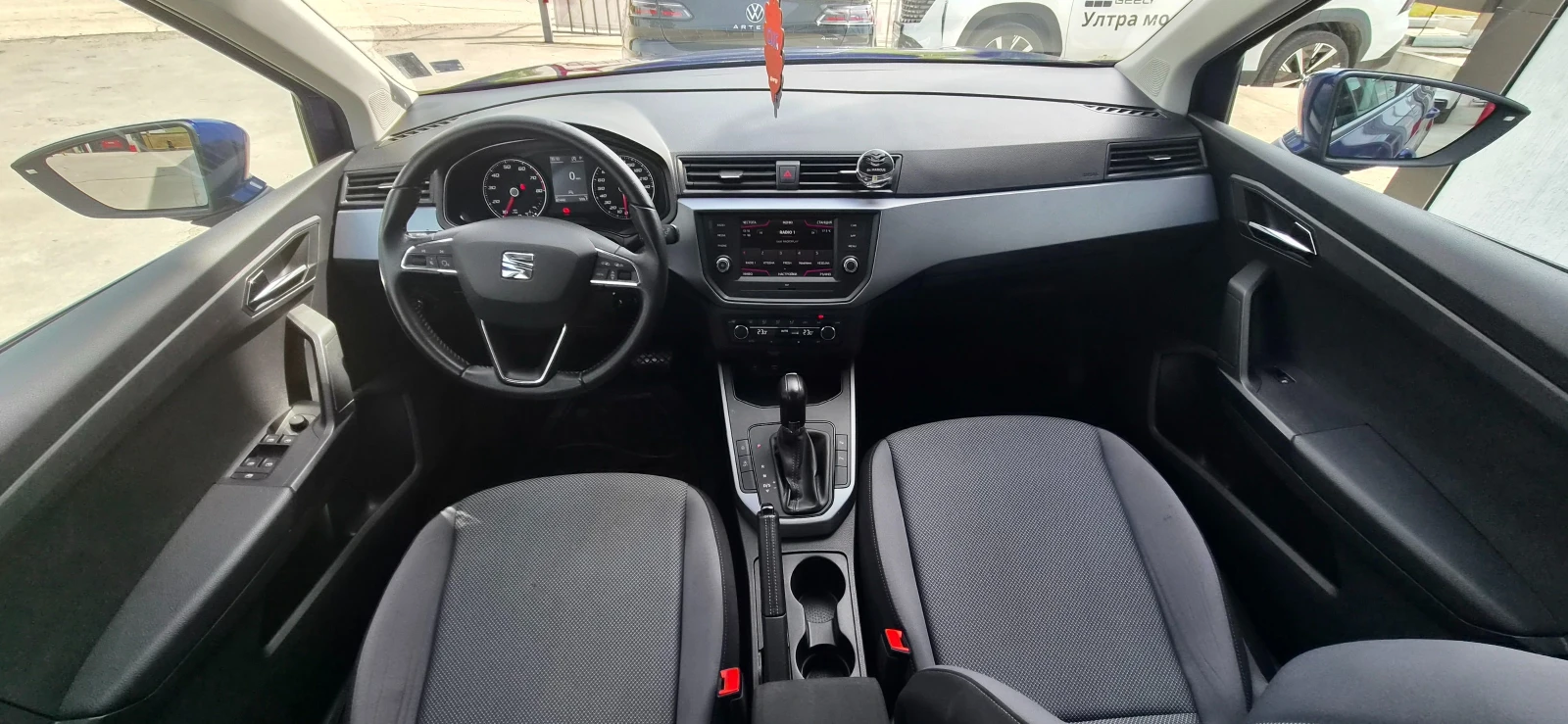 Seat Arona БЕНЗИН 115к.с. АВТОМАТИК ; КАМЕРА , снимка 10 - Автомобили и джипове - 54429437