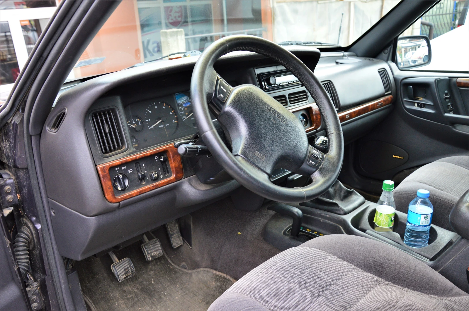 Jeep Grand cherokee, снимка 10 - Автомобили и джипове - 54986252