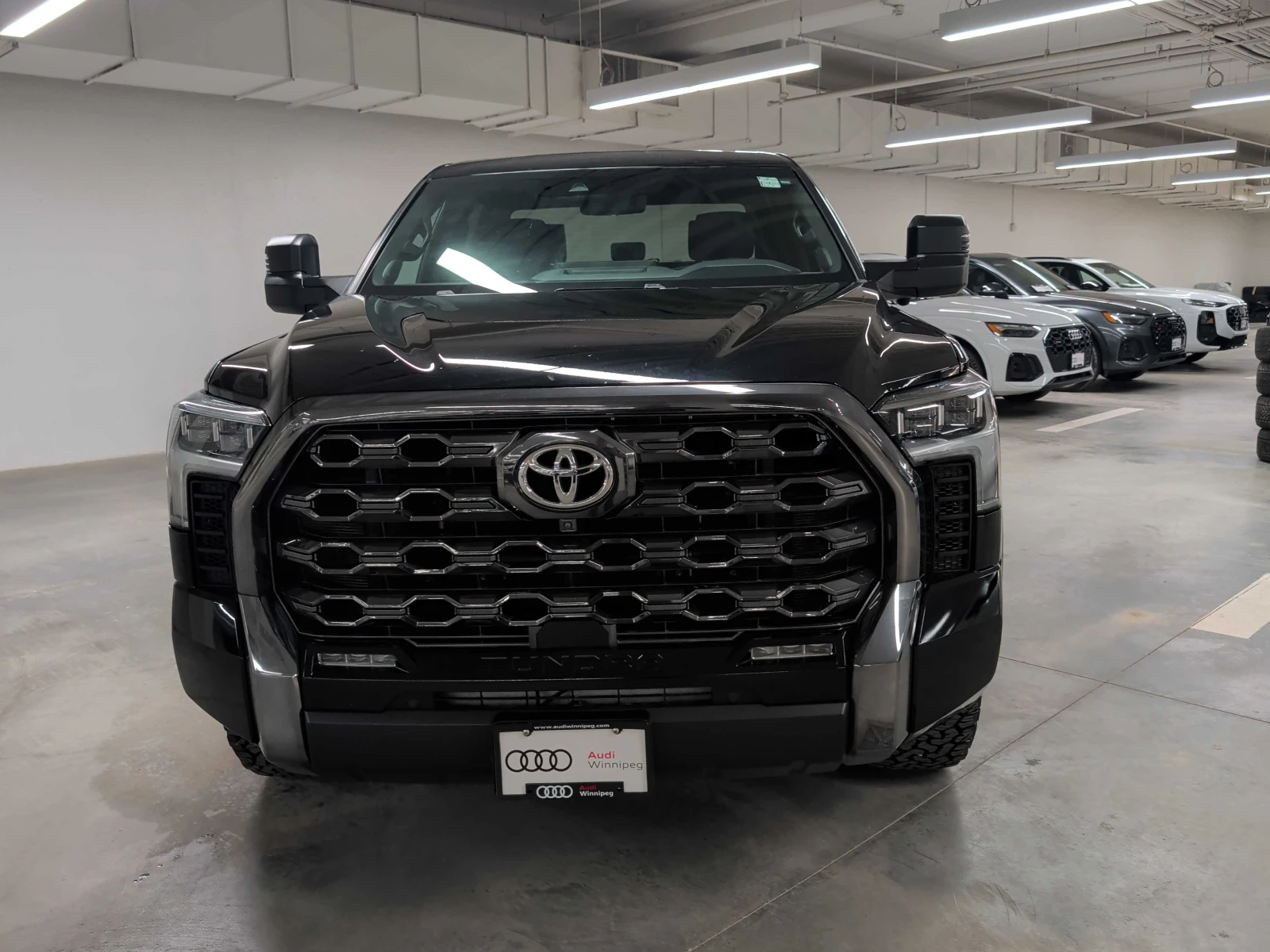 Toyota Tundra * Platinum * CARFAX * БЕЗ ПЪРВОНАЧАЛНА ВНОСКА, снимка 6 - Автомобили и джипове - 55884513