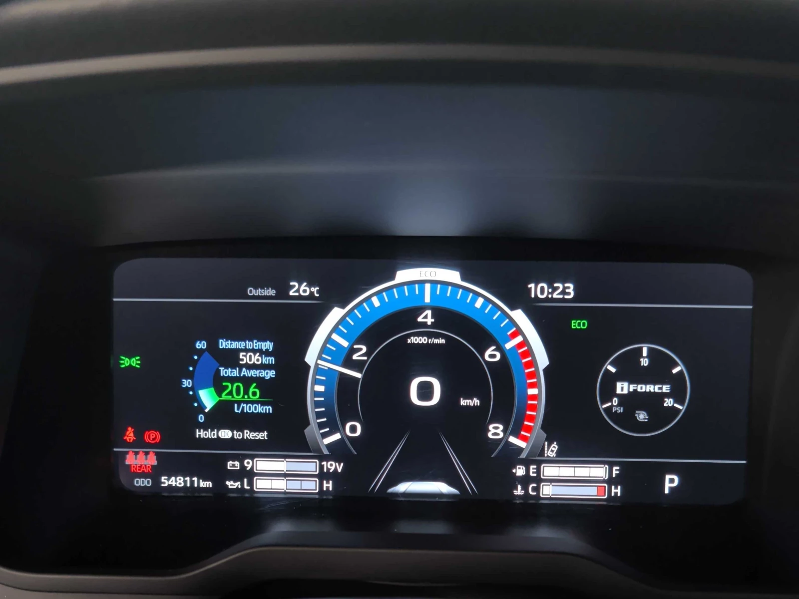 Toyota Tundra * Platinum * CARFAX * БЕЗ ПЪРВОНАЧАЛНА ВНОСКА, снимка 8 - Автомобили и джипове - 55884513