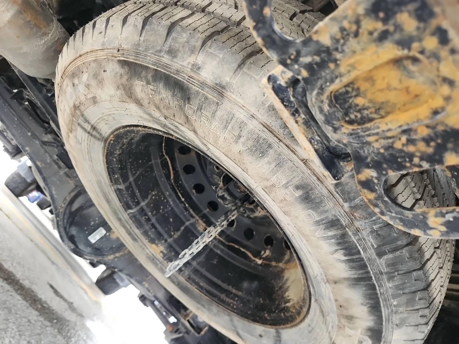 Toyota Tundra * 4x4 Double Cab Sr Crew Cab Std Bed * CARFAX * , снимка 14 - Автомобили и джипове - 56087441