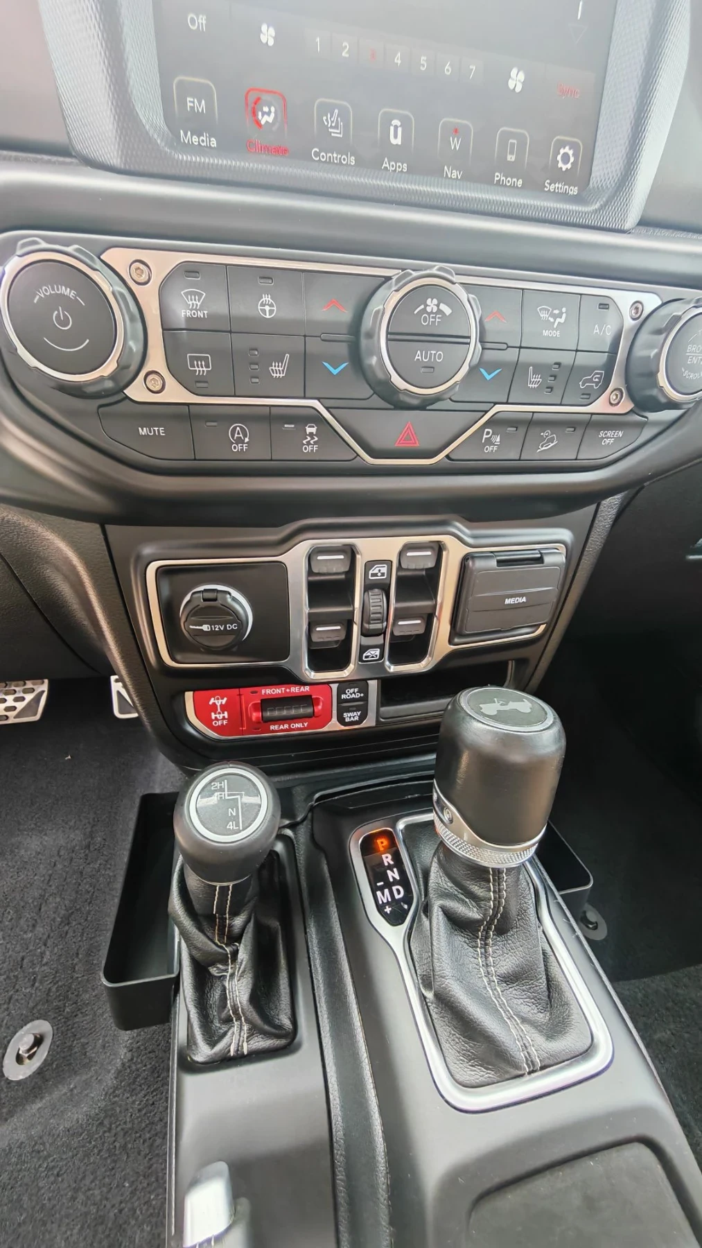 Jeep Wrangler RUBICON 3.6 V6 S DDS, снимка 14 - Автомобили и джипове - 56116799