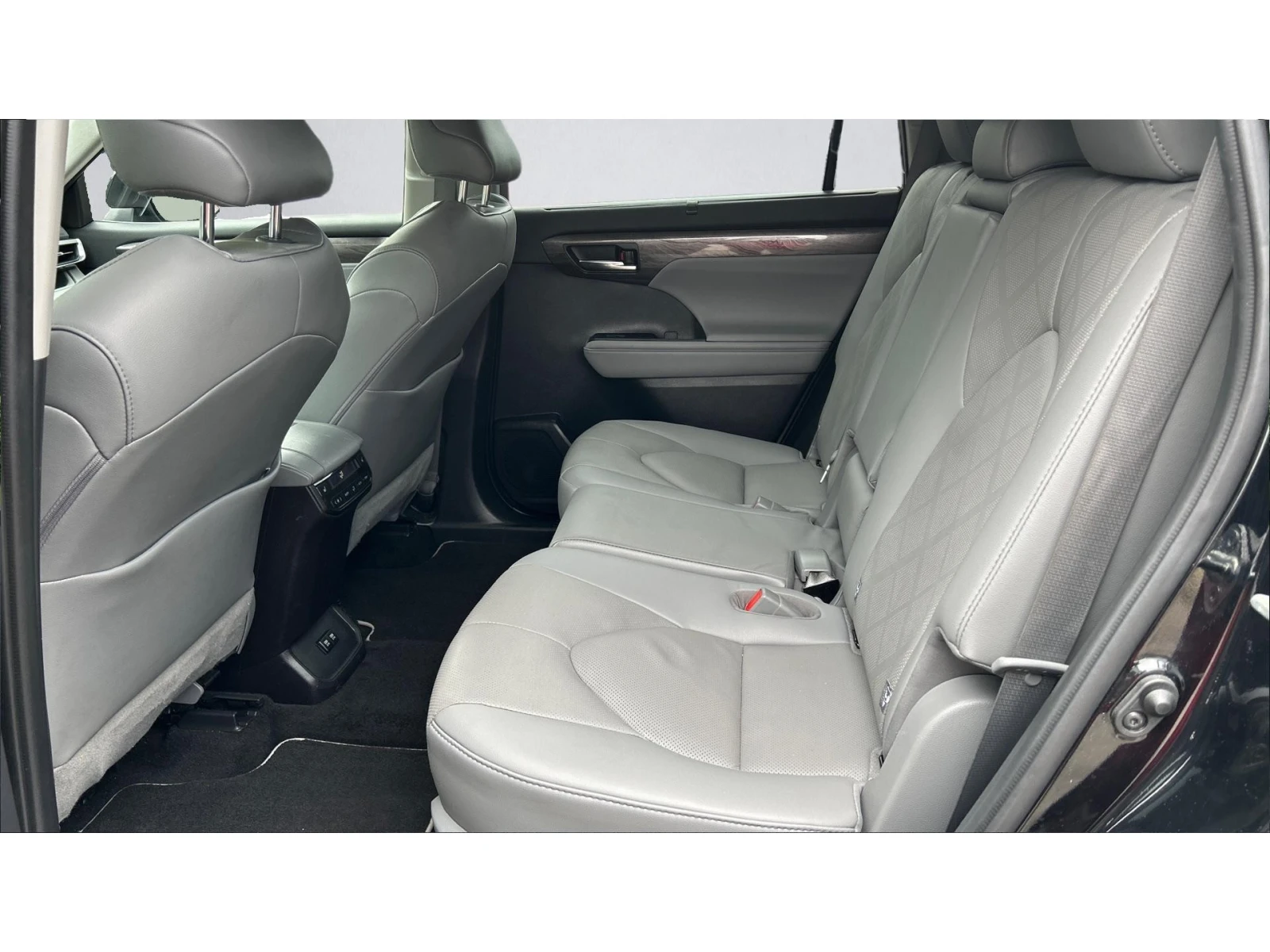 Toyota Highlander 2.5 HSD AWD-i Luxury 6+ 1, ������� ������ �� 700   | Mobile.bg � ����������� 11
