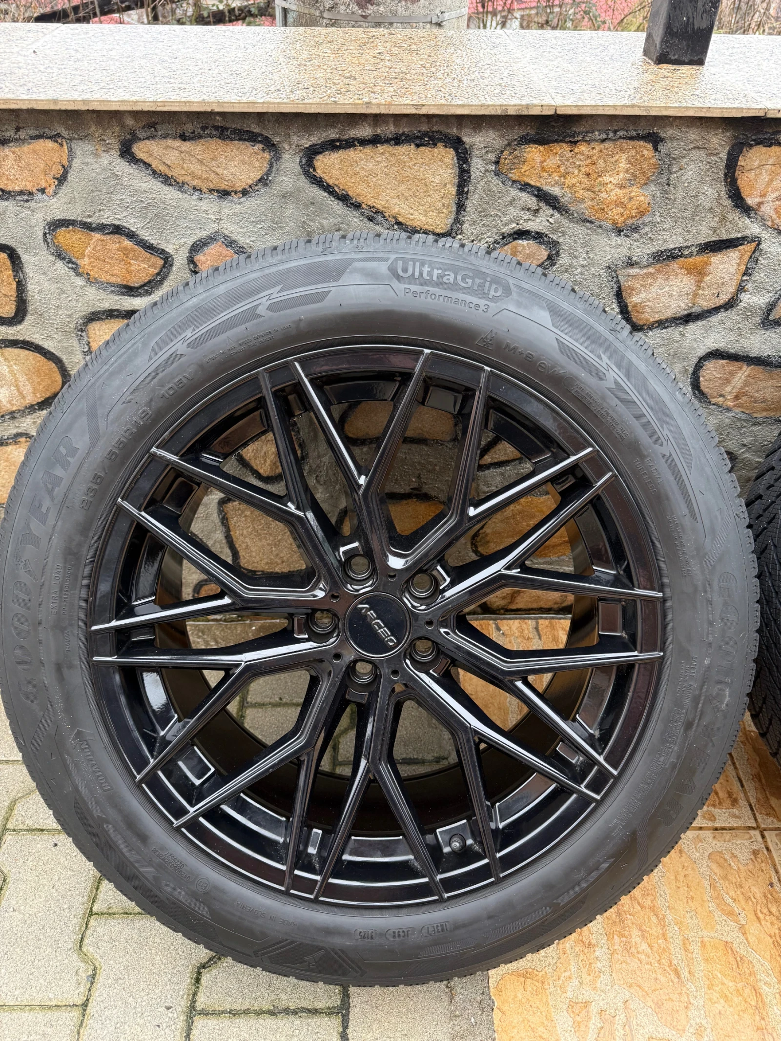Гуми с джанти Goodyear 235/55R19, снимка 5 - Гуми и джанти - 55988109