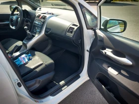 Toyota Auris Toyota Auris Facelift 1.33 VVT-i Start/Stop, снимка 13