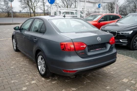 VW Jetta бензин* TSI* 105кс* седан, снимка 6
