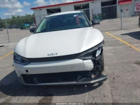 Kia EV6 WIND* RWD* ПОДГРЕВ* ОБДУХВАНЕ* 360* NAVI* LED* , снимка 11