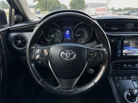 Toyota Auris 1.8 Hybrid СЕРВИЗНА ИСТОРИЯ/ КАМЕРА/ LED/ ЛИЗИНГ, снимка 13