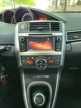Обява за продажба на Toyota Corolla verso 1.6 d ~11 500 лв. - изображение 11