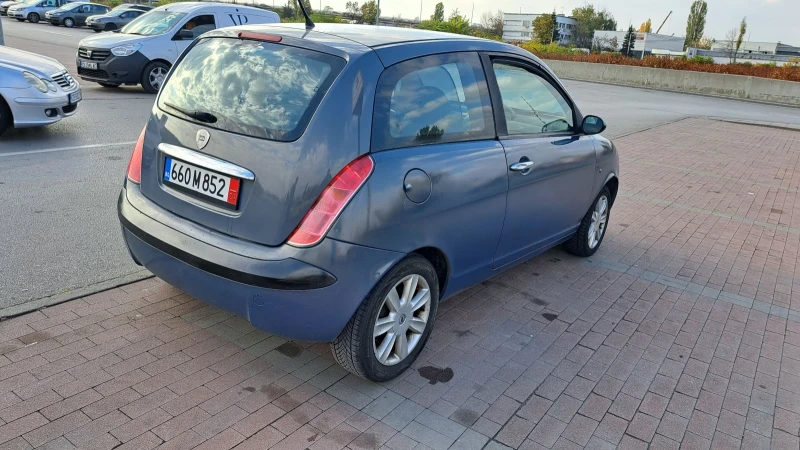 Lancia Ypsilon 1.2 ВНОС, снимка 8 - Автомобили и джипове - 44652519