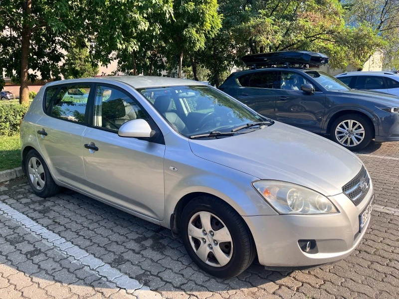 Kia Ceed, снимка 1 - Автомобили и джипове - 46956049