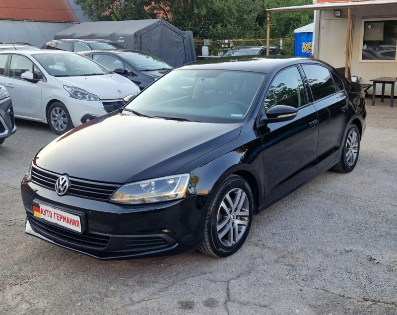 VW Jetta 12.2013/1.6/Blue Motion, снимка 6 - Автомобили и джипове - 46591624