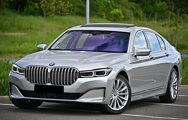 BMW 750 xDrive, снимка 2 - Автомобили и джипове - 52654022